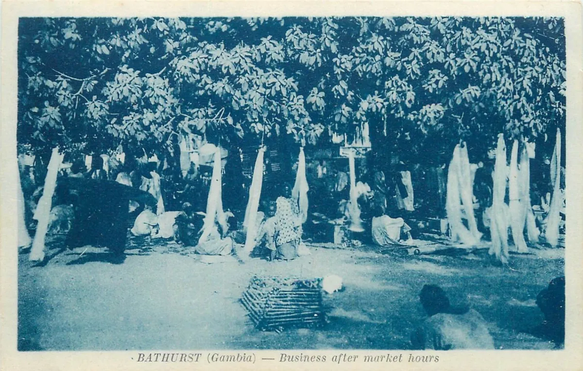 Cartão-postal: Barato, aberto a qualquer olhar e com espaço para poucas linhas, o postal foi a mensagem rápida da Belle Époque.